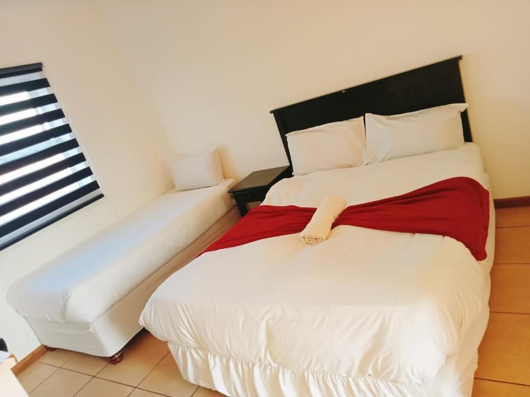 شرق لندن Palm Heaven B&B المظهر الخارجي الصورة